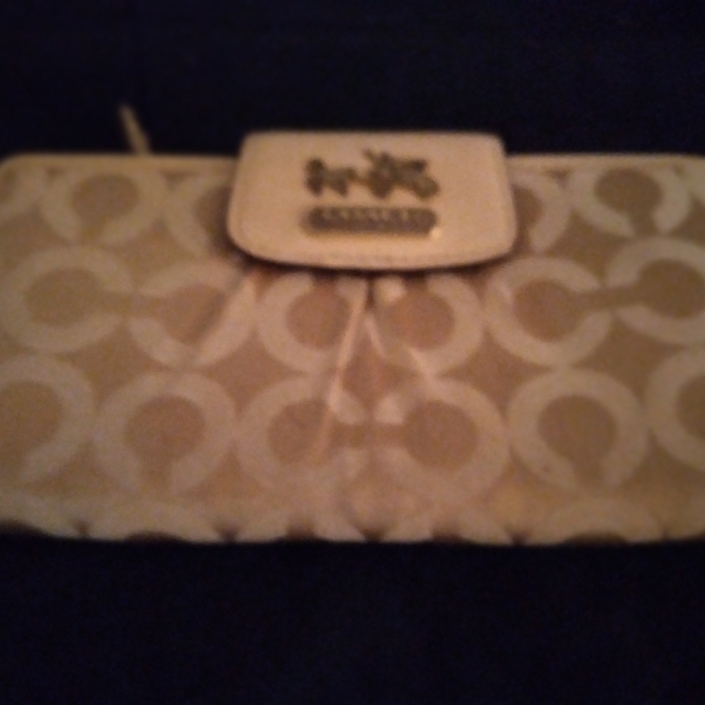Coach Signature Beige Key & Card Holder